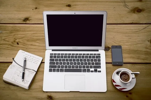 【MacBook Air】Early 2015 ～ 現行2020 スペック比較